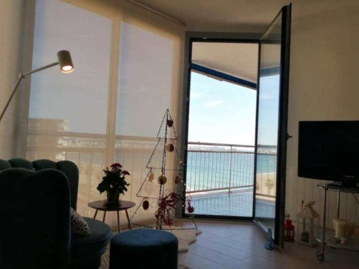 Apartamento Torre Valentina Frente Al Mar Калонже Экстерьер фото